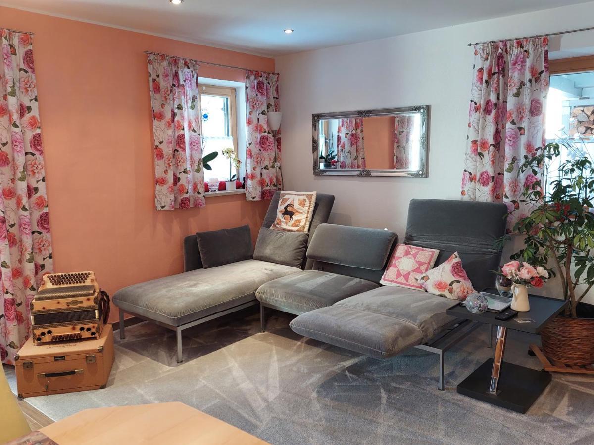 Ferienwohnung Abendrot Assling Екстериор снимка